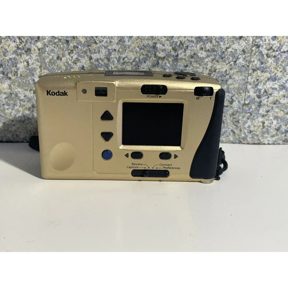 Kodak DC215 Zoom Point & Shoot Digital Camera 1.0 MegapixelUntested Need Battery